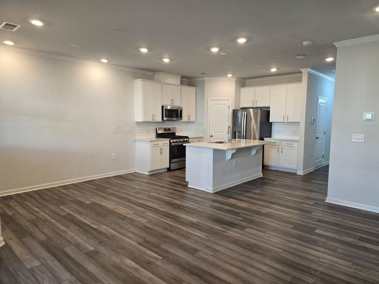 1113 Kindness Ln - Photo 7 of 21