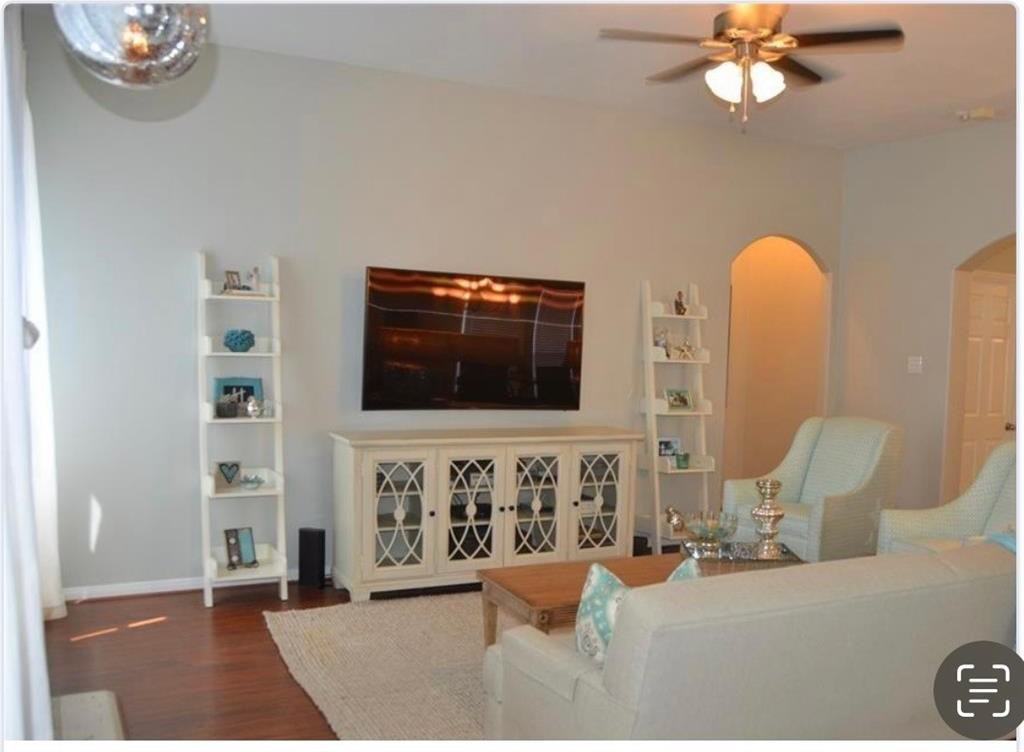 21331 Timber Pines Dr - Photo 2 of 19