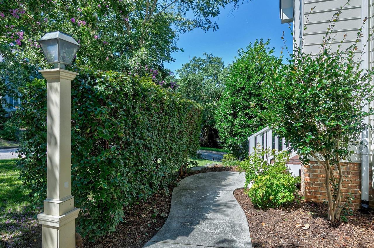 116 Mint Hill Dr - Photo 3 of 44