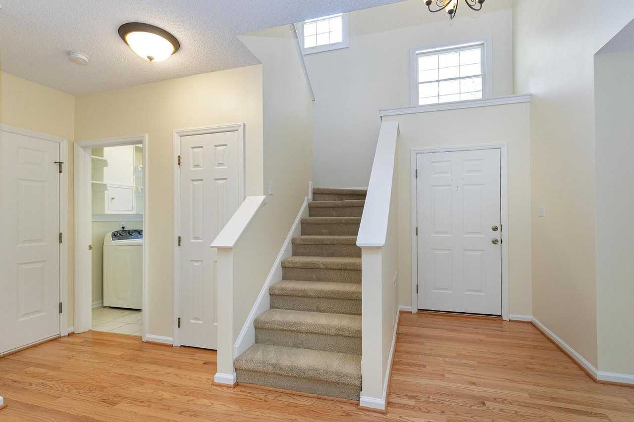 116 Mint Hill Dr - Photo 6 of 44