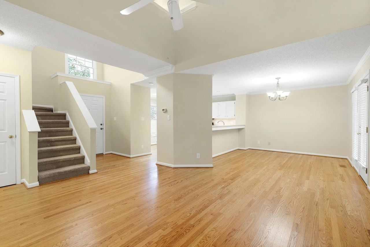 116 Mint Hill Dr - Photo 7 of 44