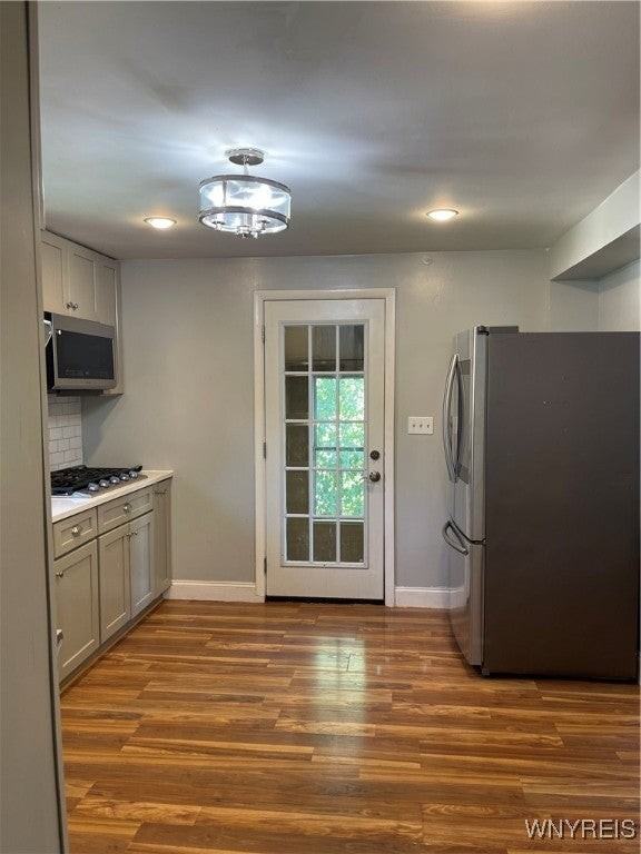 112 Hartford Rd - Photo 4 of 23