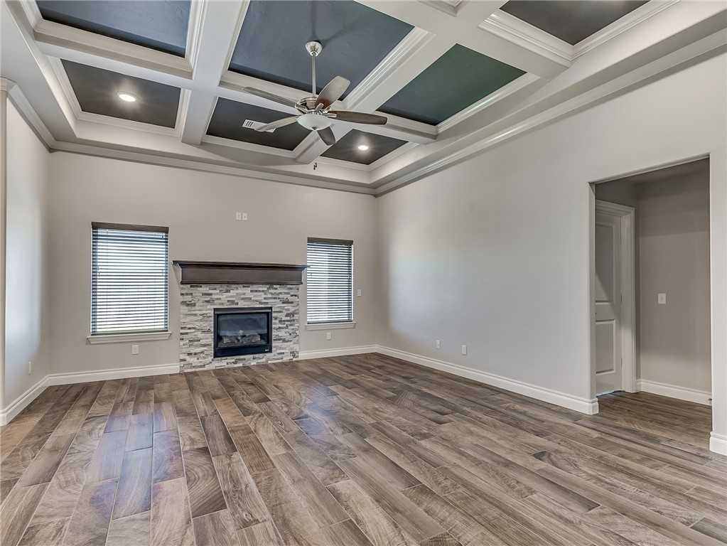 1013 Ne 34th Ter - Photo 5 of 36