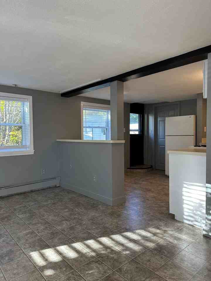 316 Essex St Unit 1g - Photo 2 of 10