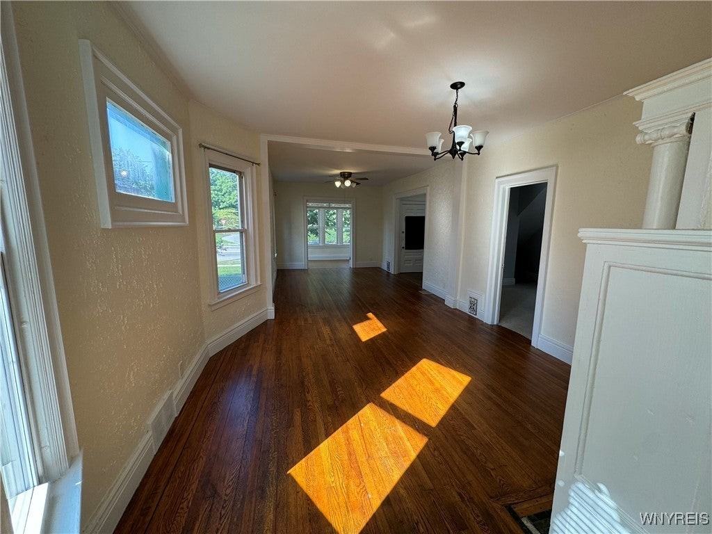 401 Parkside Avenue - Photo 6 of 17