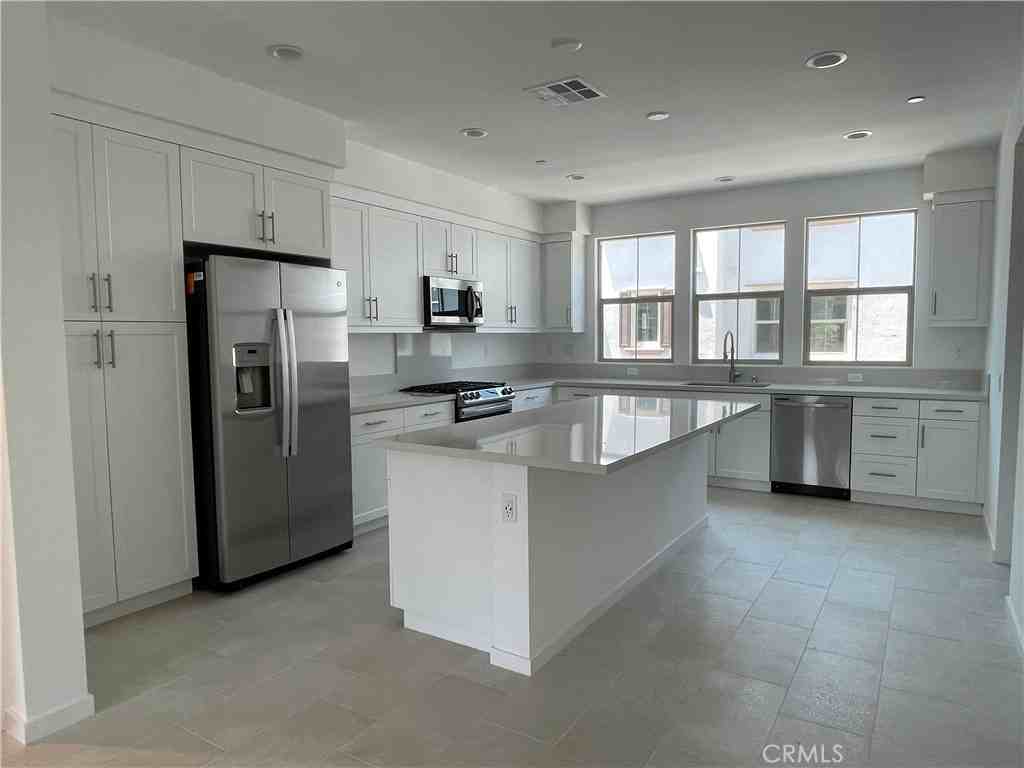 1403 N Indian Hill Blvd - Photo 4 of 12