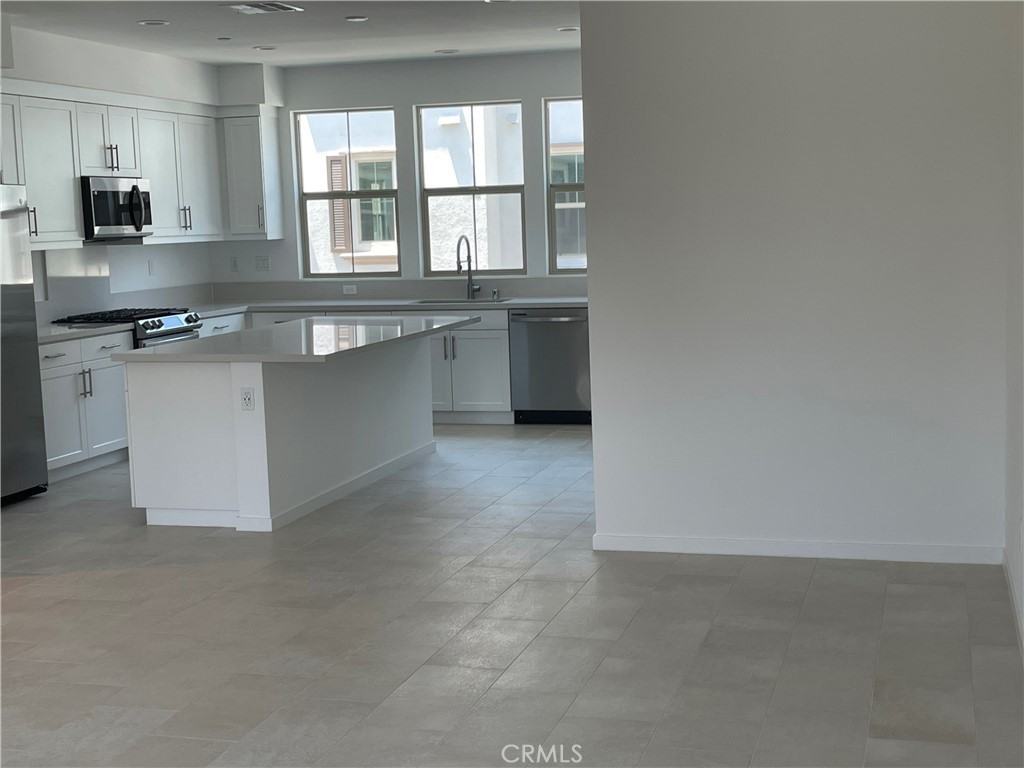 1403 N Indian Hill Blvd - Photo 6 of 12