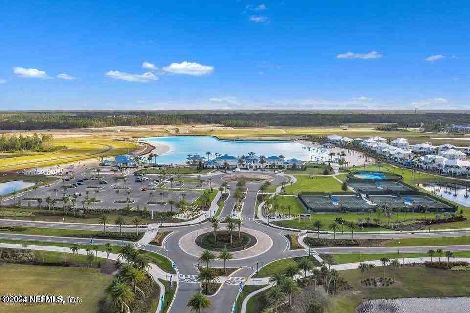 119 Boracay Cir - Photo 2 of 16