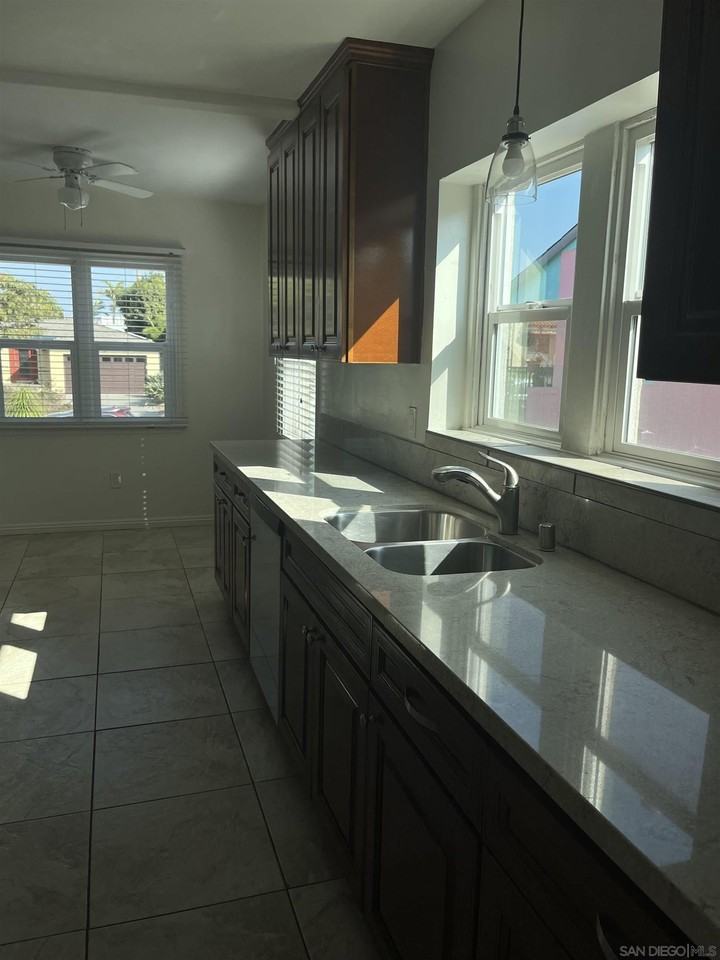 4584 Alice St - Photo 2 of 9