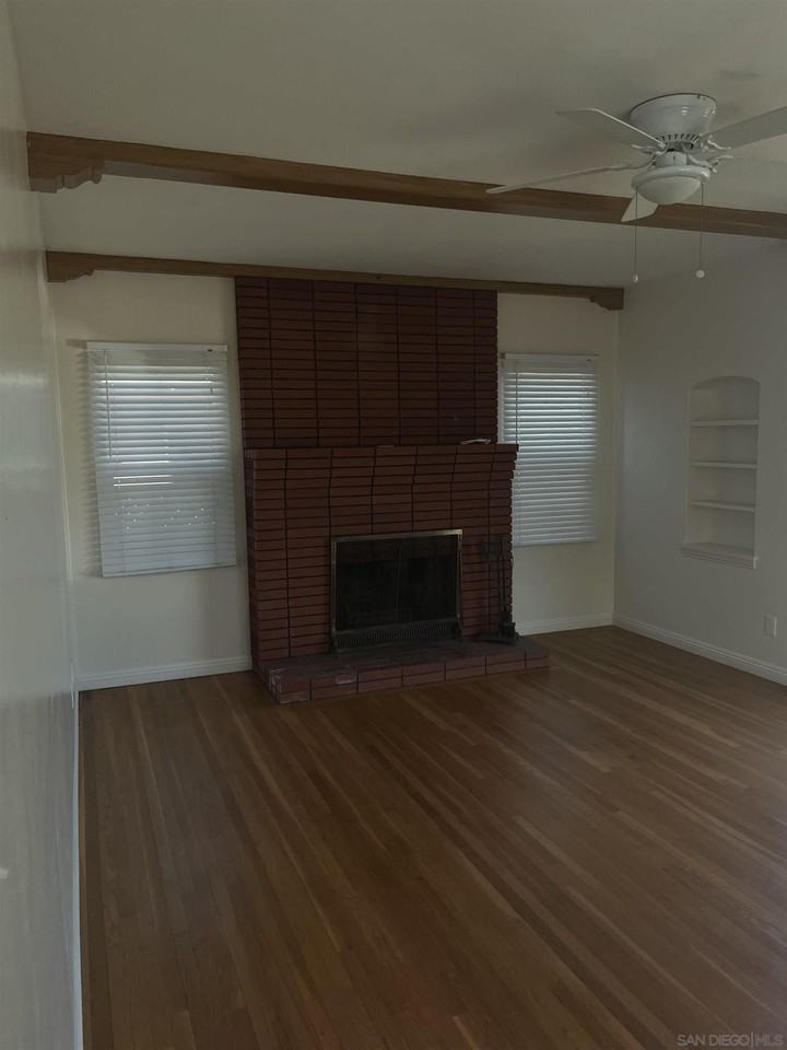 4584 Alice St - Photo 3 of 9