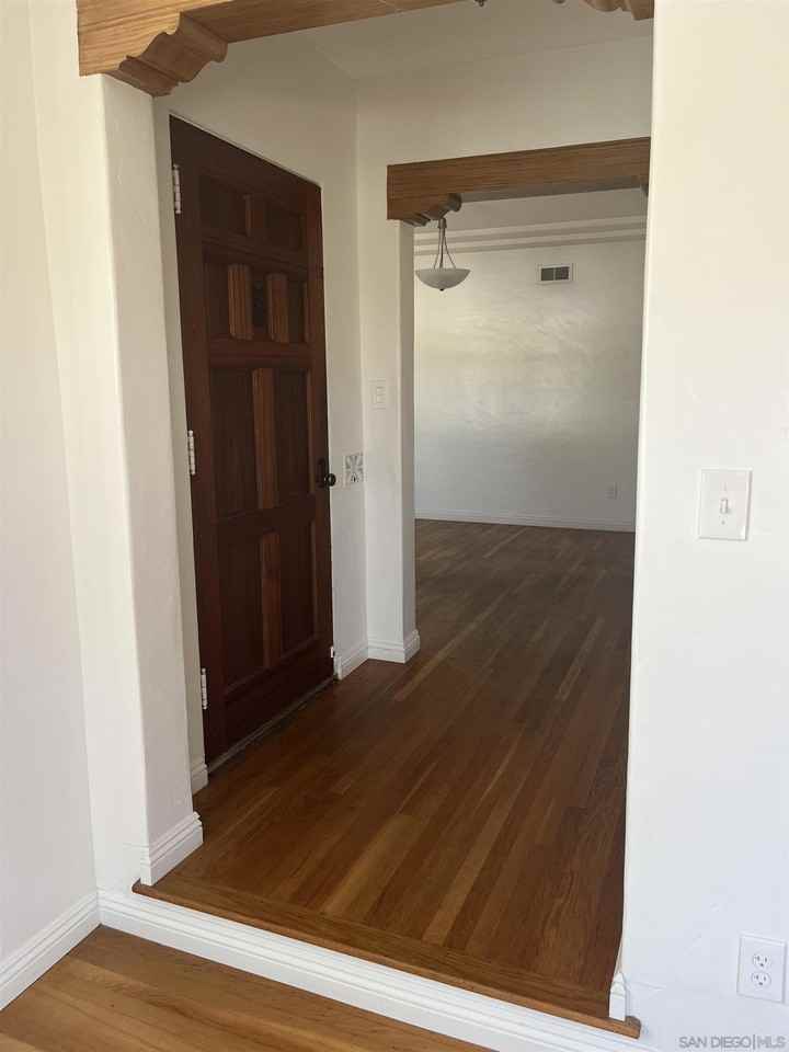 4584 Alice St - Photo 5 of 9