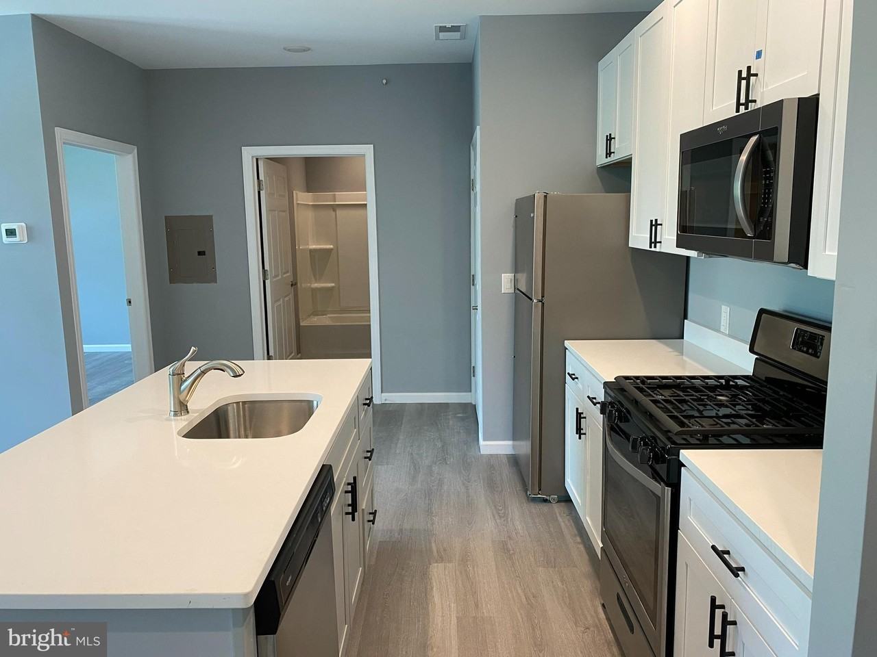 95 N White Horse Pike - Photo 3 of 17