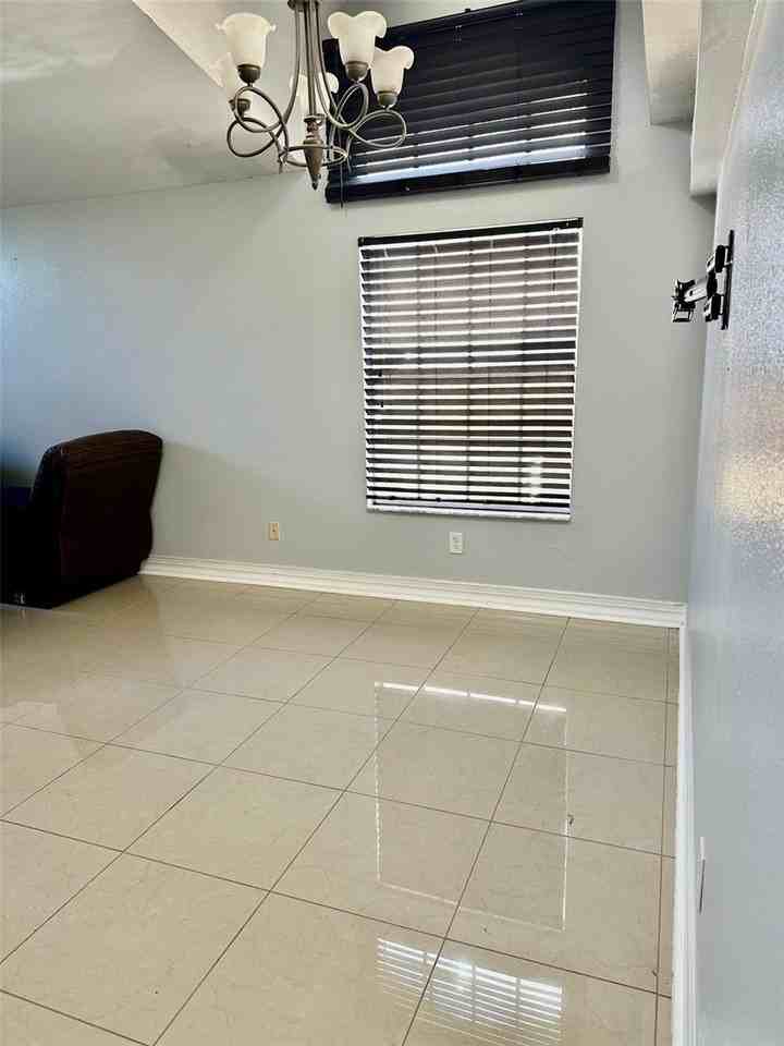 2428 Berkshire Court - Photo 7 of 16