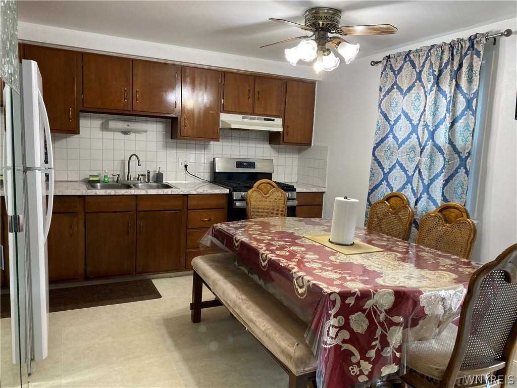 500 Dick Rd - Photo 7 of 26