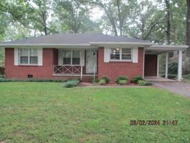 121 Fairway Dr - Photo 1 of 1