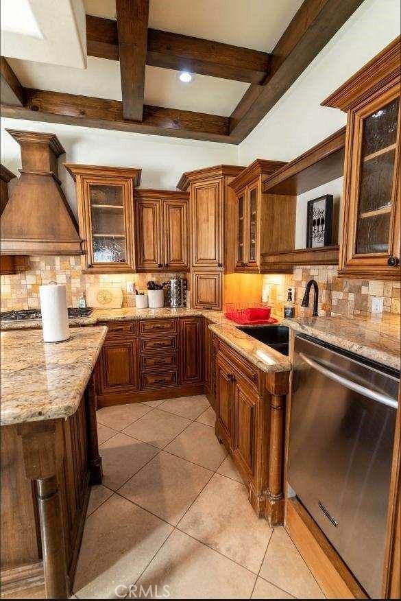 61591 Sunburst Dr - Photo 3 of 40