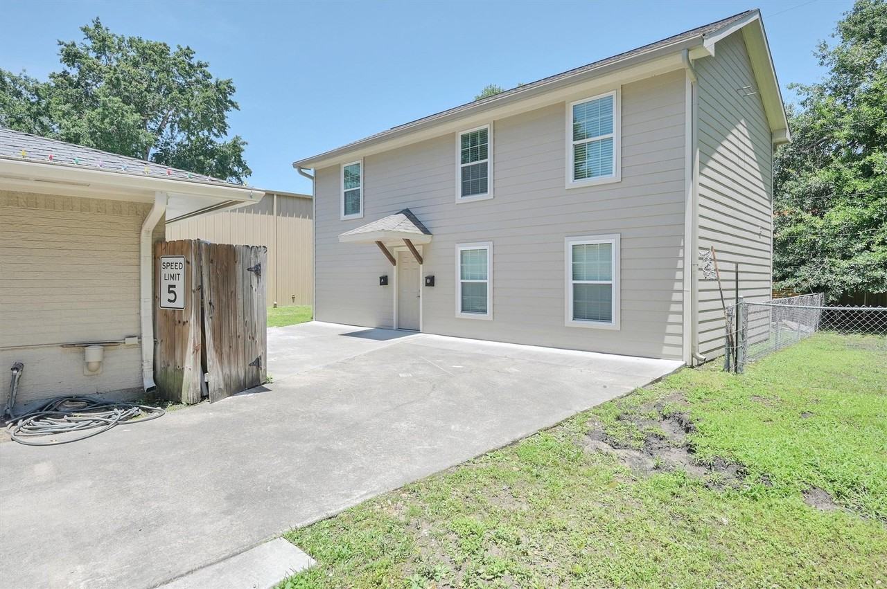 12424 Mile Dr - Photo 2 of 19