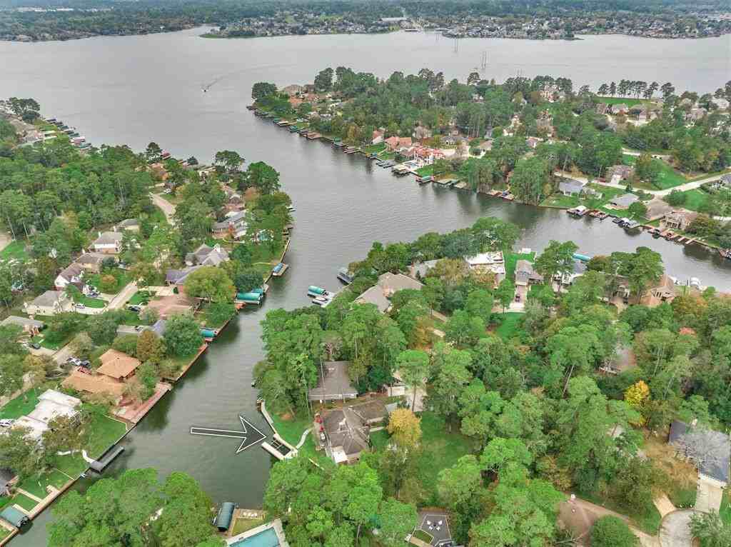 3003 Willowbend Rd - Photo 2 of 50