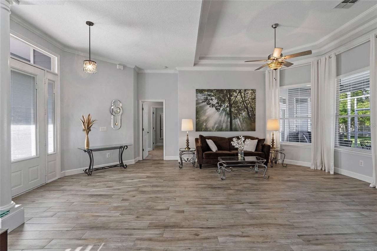 427 Tierra Verde Ln - Photo 7 of 49