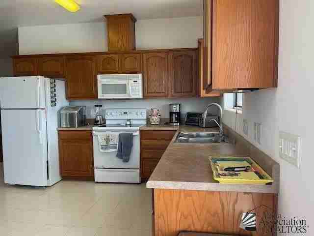 11731 Geronimo St - Photo 2 of 21