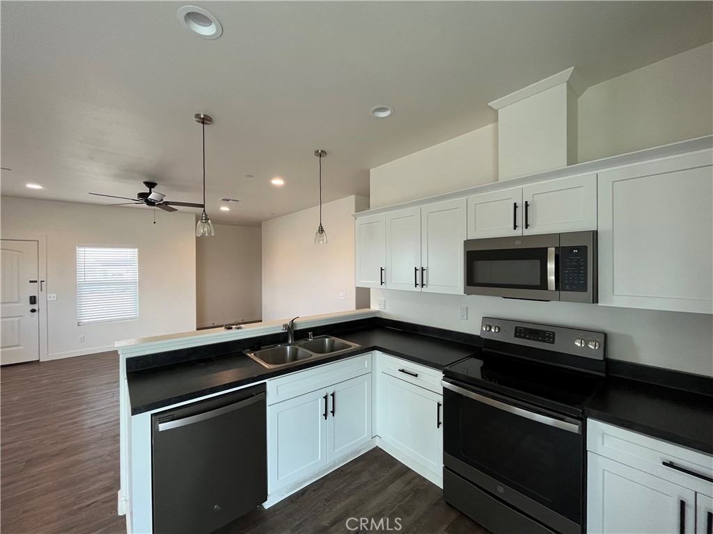 6509 29 Palms Hwy - Photo 5 of 12