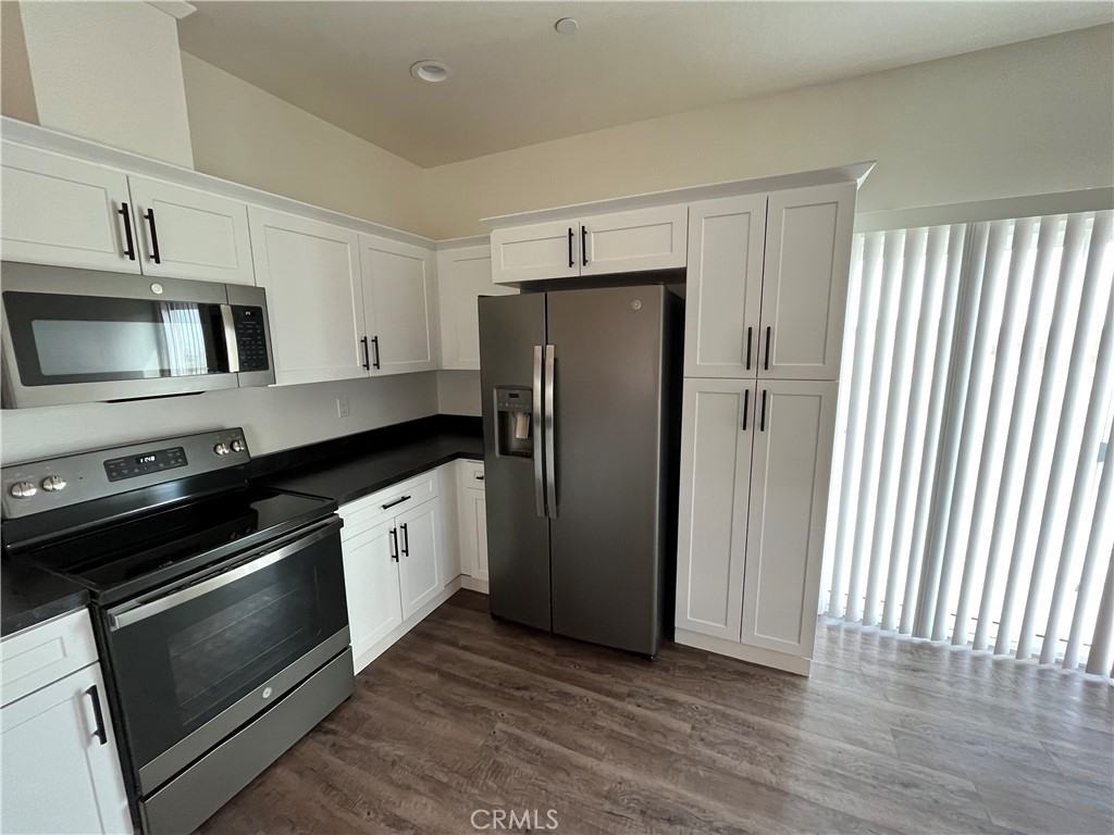 6509 29 Palms Hwy - Photo 6 of 12