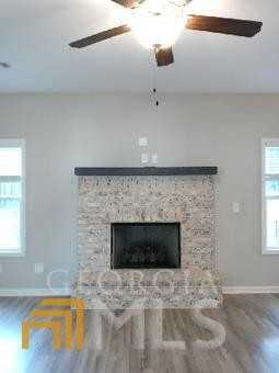 260 Fenwick Farms Dr - Photo 4 of 24