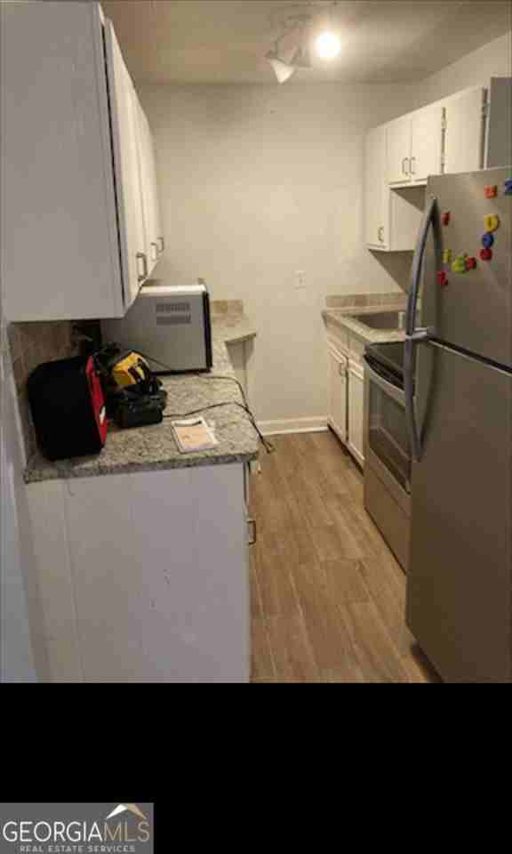 875 Glendale Ter Ne - Photo 2 of 9