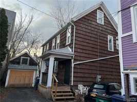 featured image of 18 Page St