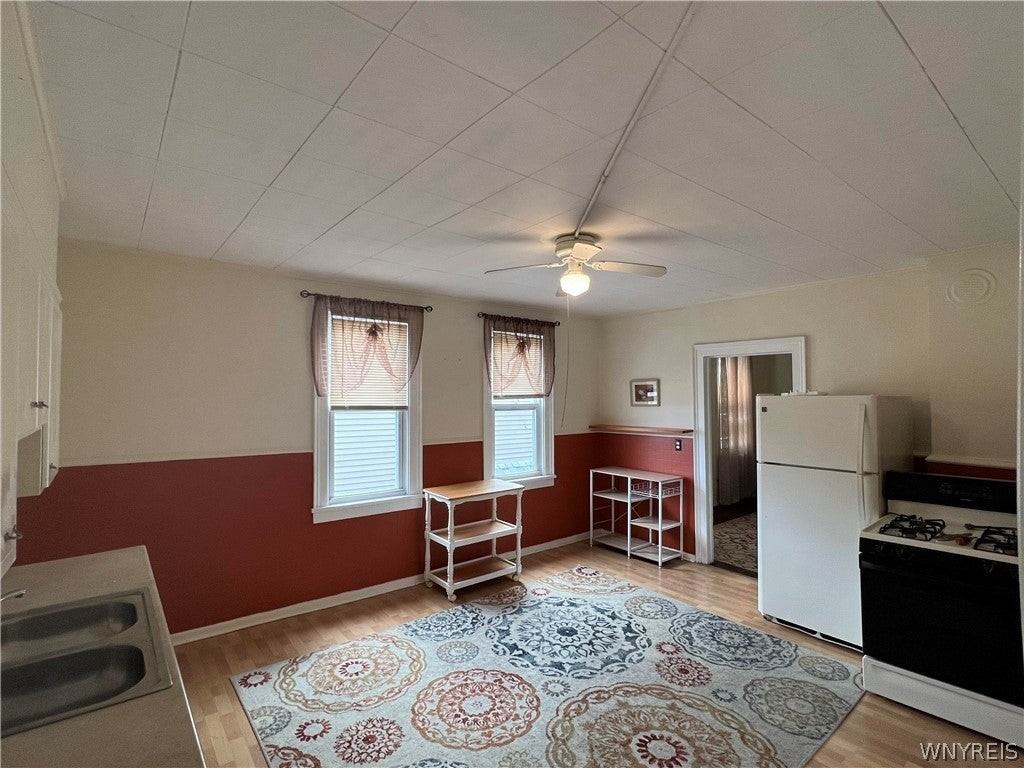 18 Page St - Photo 2 of 6