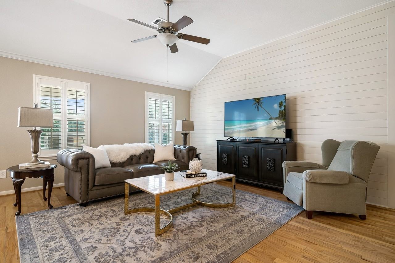 179 Knollbrook Cir - Photo 2 of 30