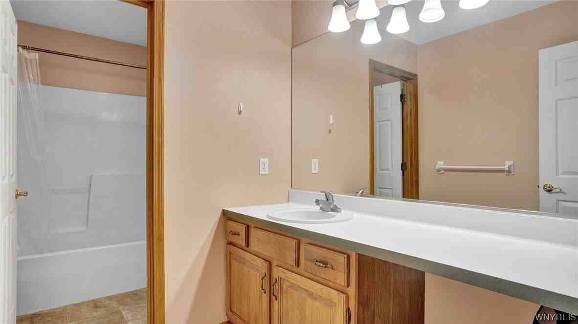 83 Huntingwood Dr - Photo 7 of 50