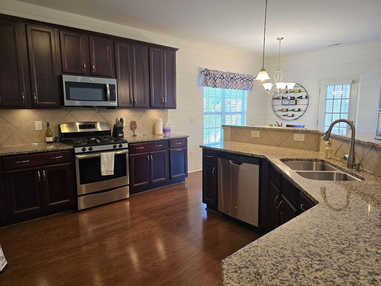 226 Beaconwood Ln - Photo 5 of 27