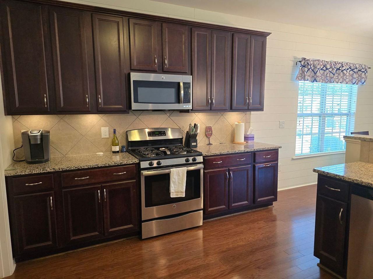 226 Beaconwood Ln - Photo 7 of 27