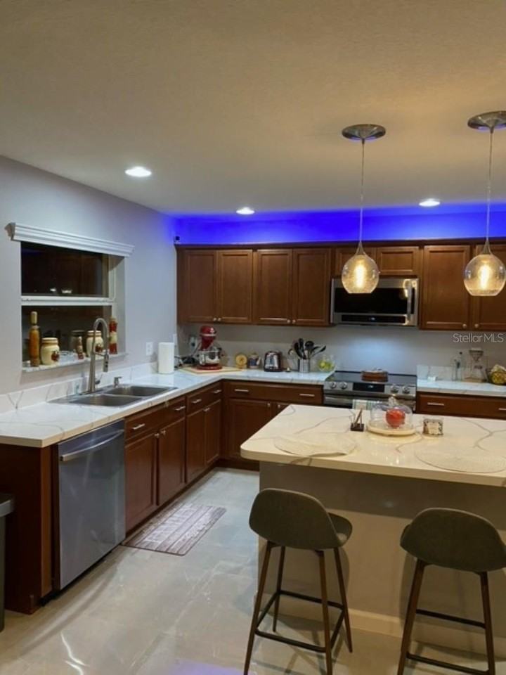 7261 Wakeview Dr - Photo 6 of 26