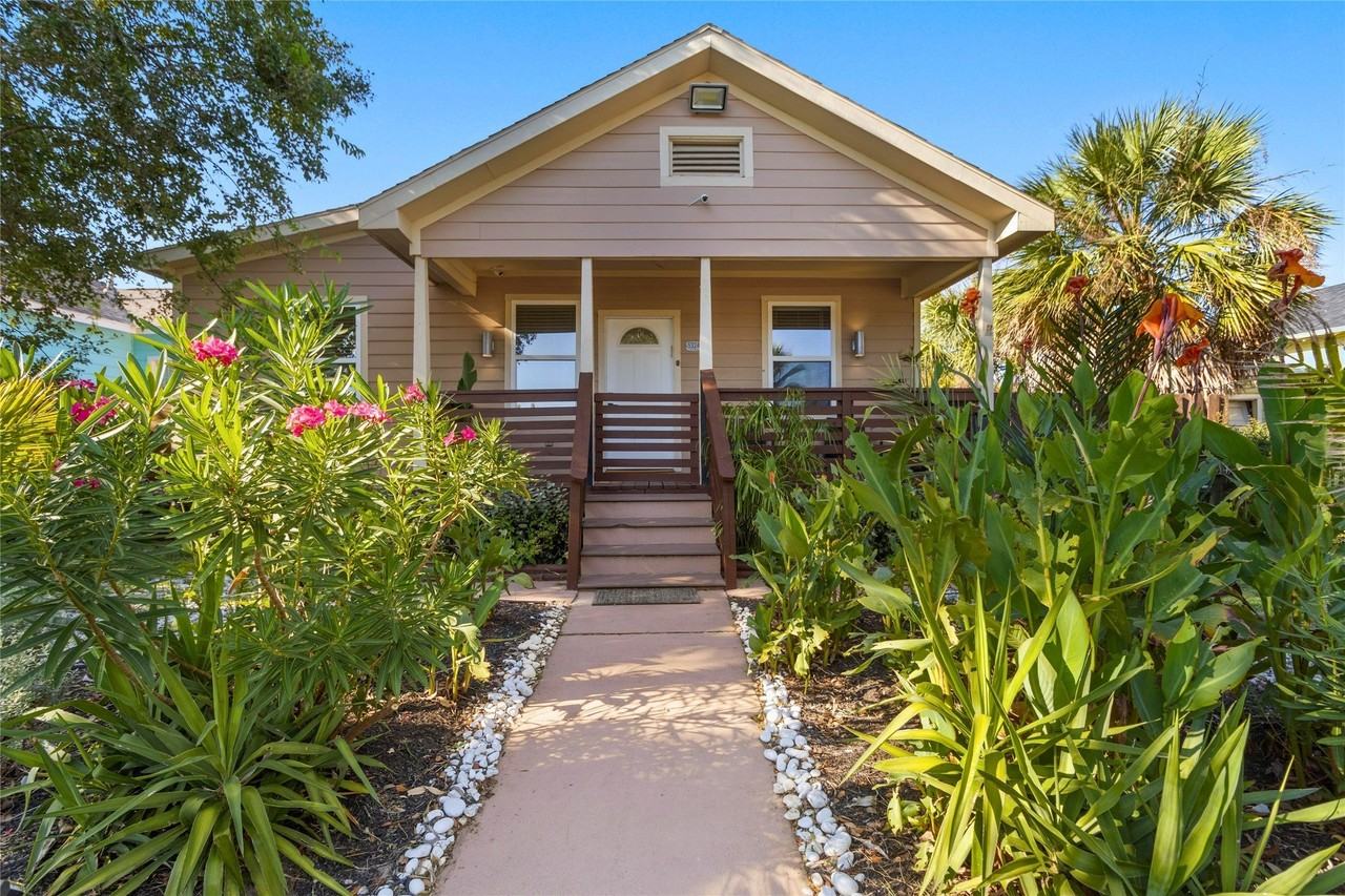 5324 Avenue R - Photo 2 of 26