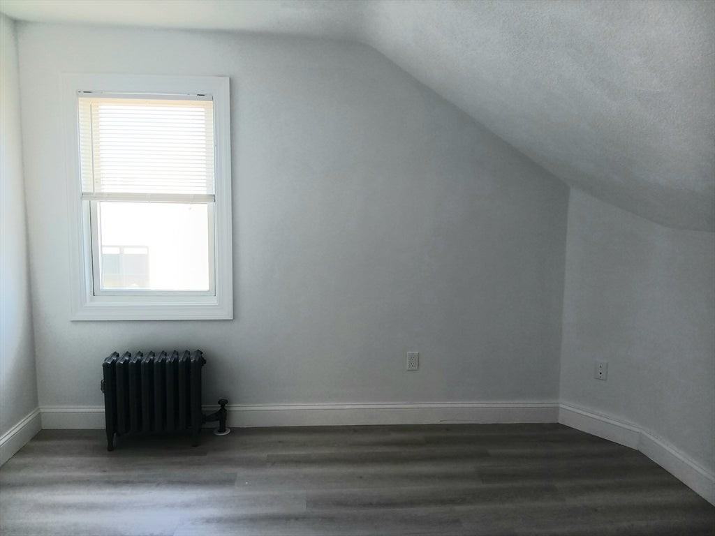 111 Union St - Photo 5 of 14