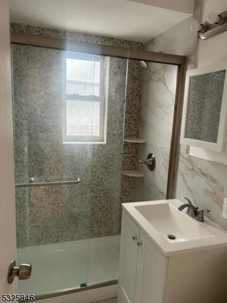 685 Audrey Drive - Photo 5 of 17