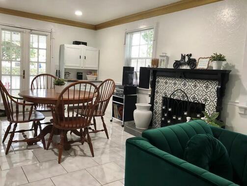 310 S 33rd St - Photo 5 of 28