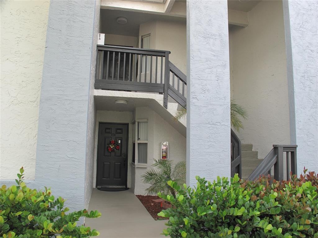 475 Sw 113th Way - Photo 3 of 50