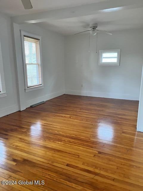 267 Church St - Photo 5 of 10