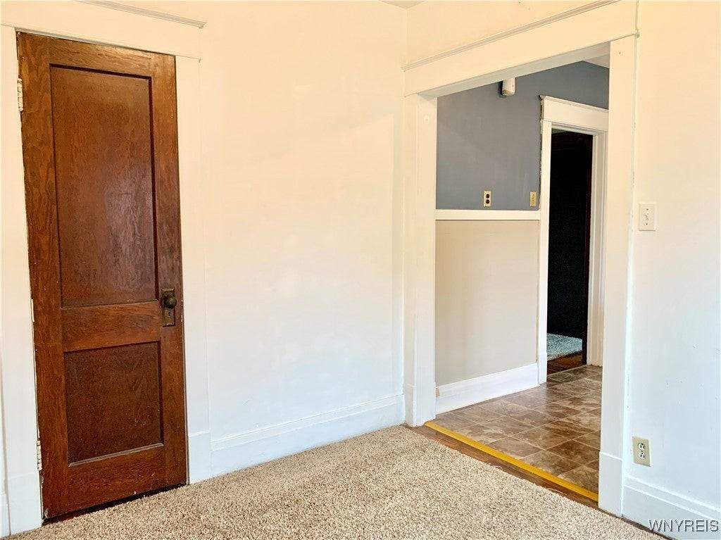 424 Skillen St - Photo 7 of 11