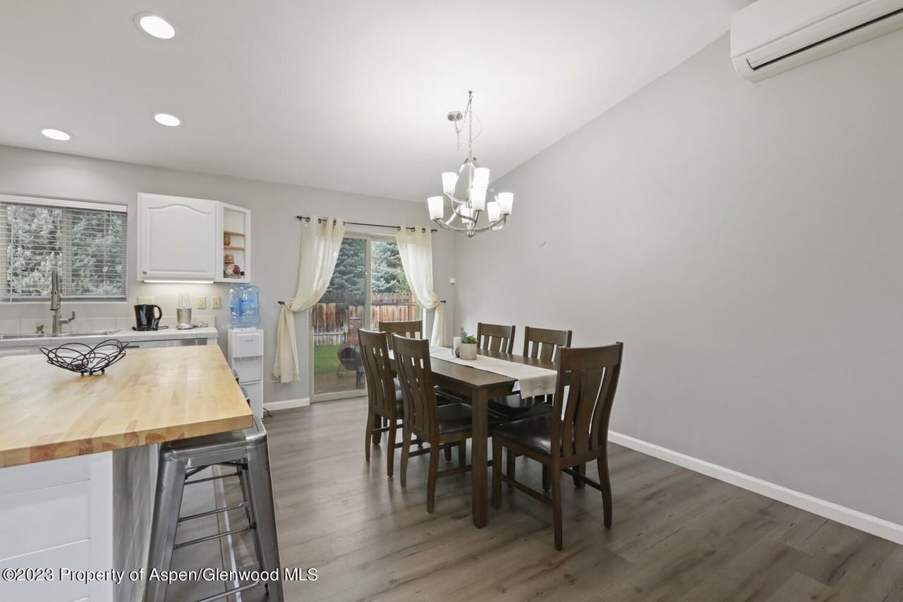 1608 Ballard Ave - Photo 2 of 33