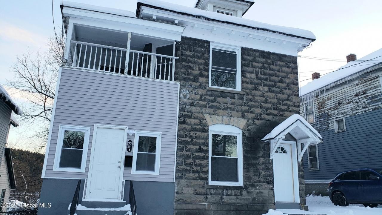 33 W Pine St - Photo 2 of 28