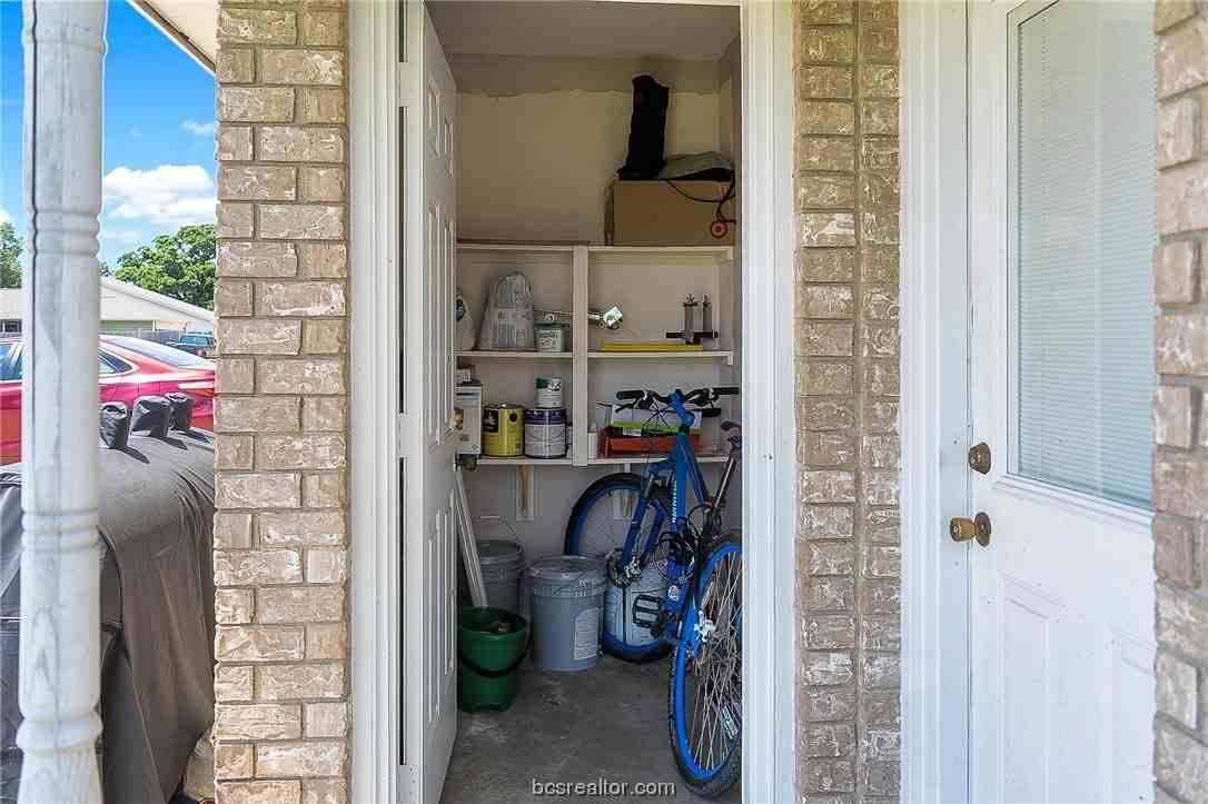 902 Kalanchoe Ct ##A - Photo 5 of 50