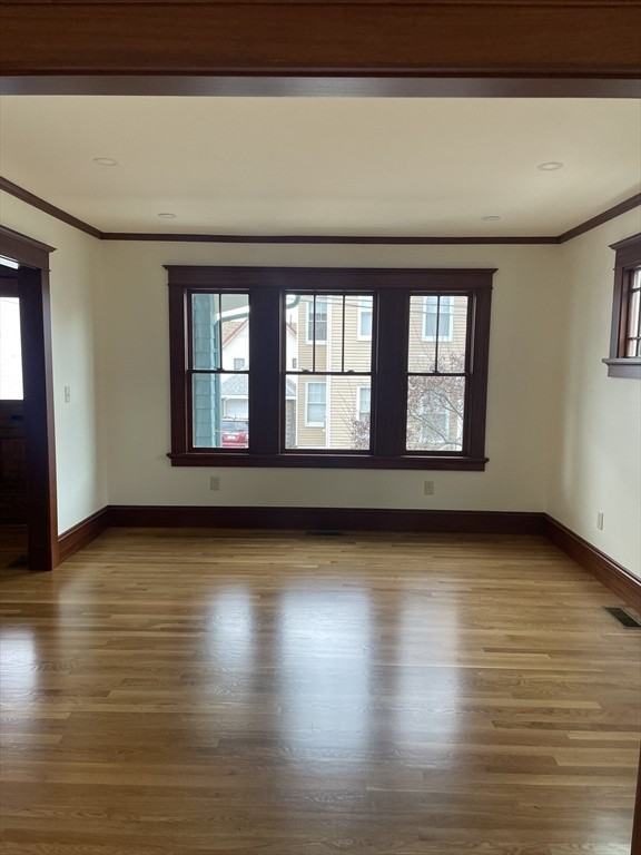 7 Beacon St ##1 - Photo 2 of 17