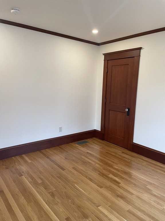 7 Beacon St ##1 - Photo 3 of 17