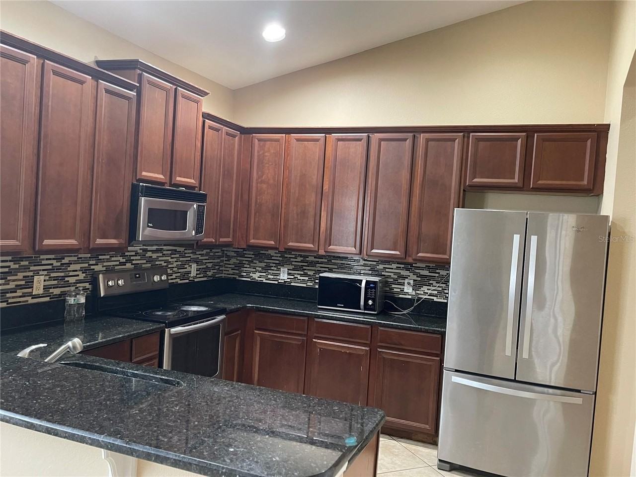 9121 Edenshire Circle - Photo 6 of 21