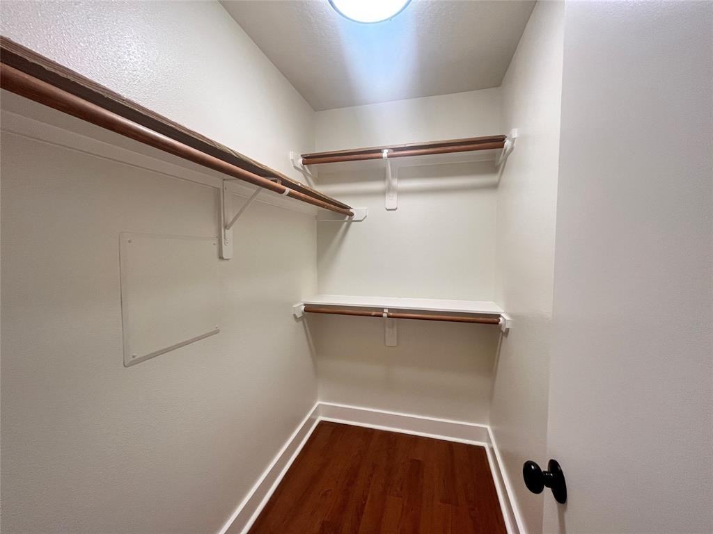 3955 Carriage Park Row - Photo 4 of 11