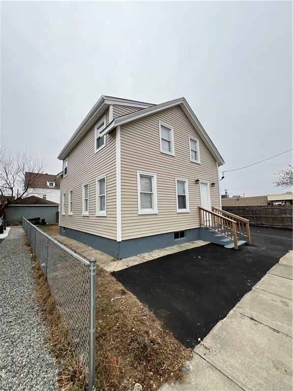 36 Berlin St - Photo 2 of 22